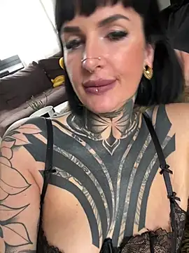 InkedBiitch online show from March 15, 10:11 pm