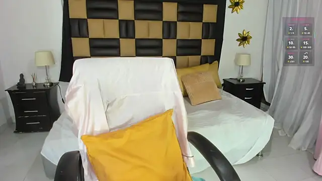 Snapshot of BarbieKano chatting on September 17, 11:39 pm BarbieKano online show from September 17, 11:39 pm