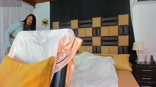 Snapshot of BarbieKano chatting on October 16, 11:50 pm BarbieKano online show from October 16, 11:50 pm