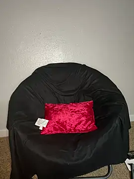 NikkiNoelanii online show from March 14, 8:53 am