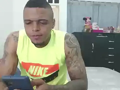 hot and naughty latin online show from December 17, 10:23 am