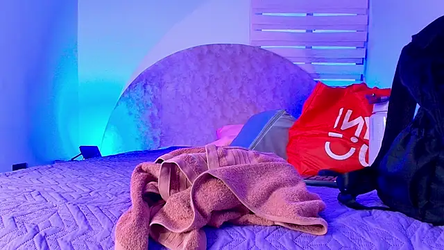  ebony-queen  online show from November 26, 12:06 pm