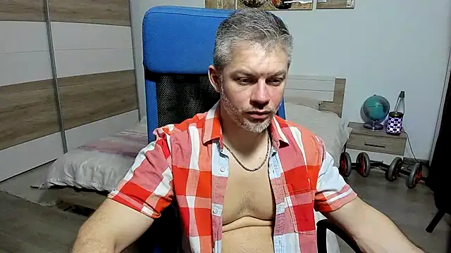 RobbyShawz online show from December 17, 7:09 pm