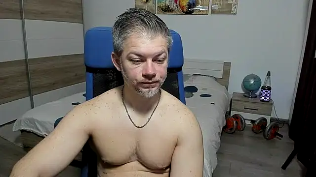 RobbyShawz online show from February 26, 4:44 am