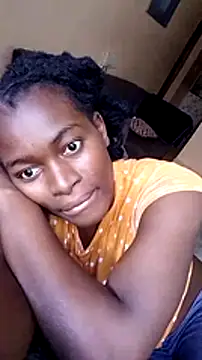 Snapshot of _cutemelania chatting on January 9, 10:52 am cutemelania online show from January 9, 10:52 am