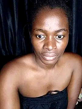 Snapshot of _cutemelania chatting on February 12, 9:01 pm cutemelania online show from February 12, 9:01 pm