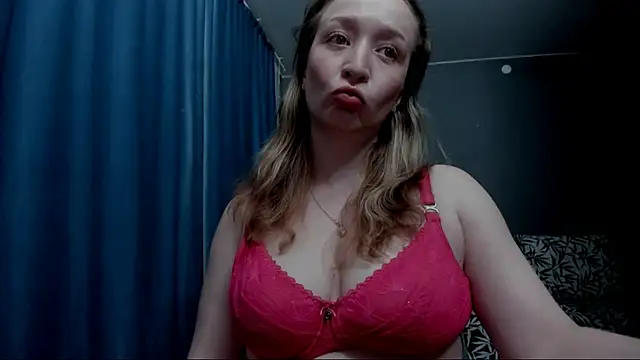 Eva Rikchter online show from May 3, 8:48 pm