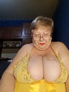 Snapshot of Lena_Gaby chatting on December 2, 8:26 pm Lena Gaby online show from December 2, 8:26 pm