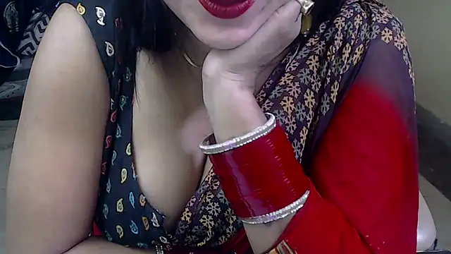 Snapshot of Naiaa-mylove chatting on January 18, 10:39 am Naiaa-mylove online show from January 18, 10:39 am
