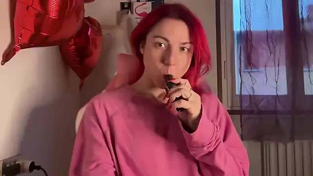 Nikky Divine online show from March 22, 5:09 pm