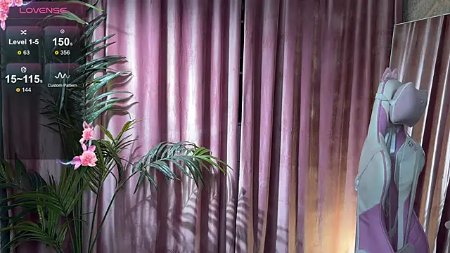 01 lili 01 online show from November 8, 2:06 pm