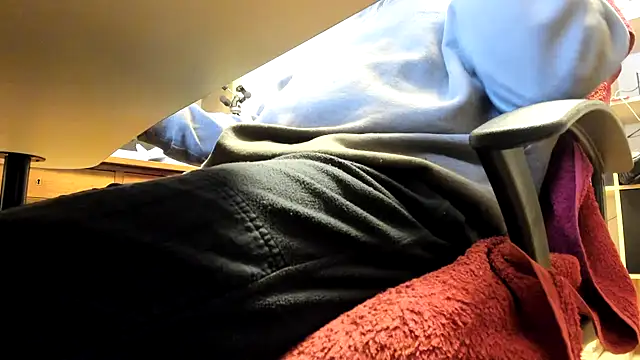 leccaleccafiga online show from March 4, 5:13 pm