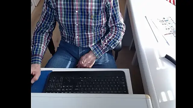 dutchpornking online show from March 2, 12:32 pm