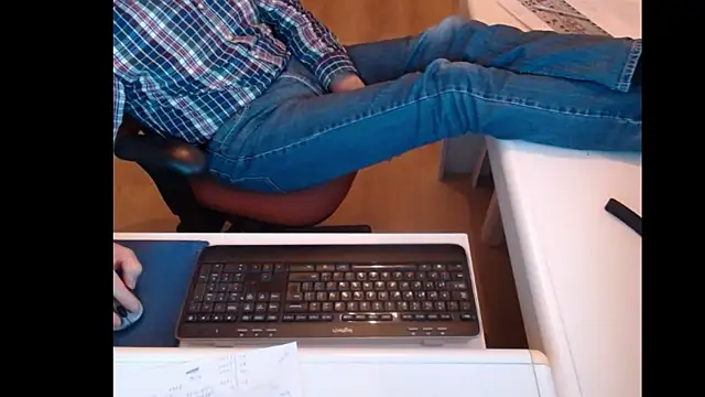 dutchpornking online show from March 5, 5:29 pm