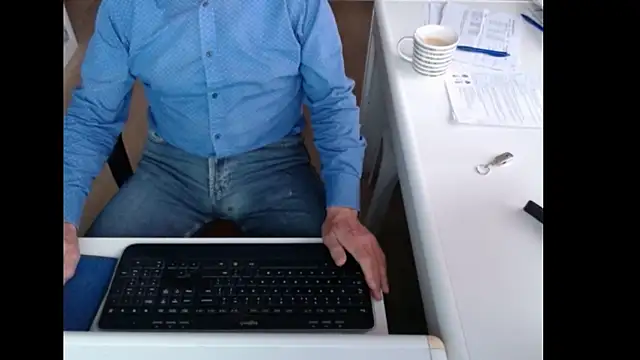 dutchpornking online show from September 9, 6:35 am