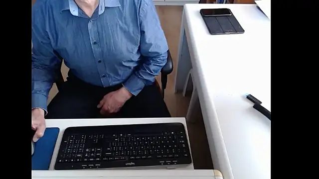 dutchpornking online show from November 21, 8:13 am