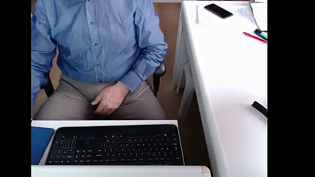 dutchpornking online show from February 11, 7:57 am