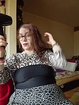 Chriss Tinaa online show from March 14, 5:57 am