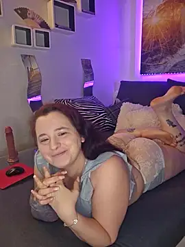 Snapshot of SexyJoy1991 chatting on November 28, 5:21 am SexyJoy1991 online show from November 28, 5:21 am