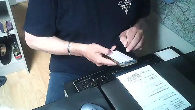 Snapshot of DUDURA@xh chatting on October 21, 9:10 am DUDURAxh online show from October 21, 9:10 am