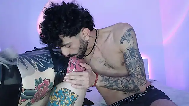 Snapshot of Sophia_Sapphire chatting on January 19, 10:39 pm Sophia Sapphire online show from January 19, 10:39 pm