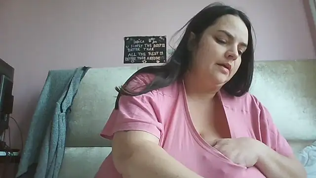 Snapshot of Lantti_Irres chatting on November 14, 8:24 am Lantti Irres online show from November 14, 8:24 am