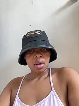 cherrybabe76 online show from October 16, 6:36 am