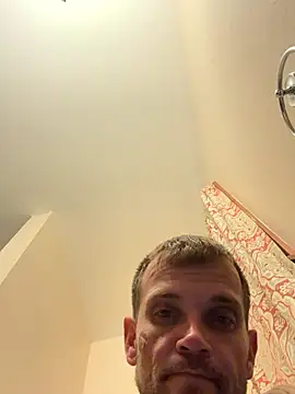 Snapshot of flogrown@xh chatting on November 4, 2:32 am flogrownxh online show from November 4, 2:32 am