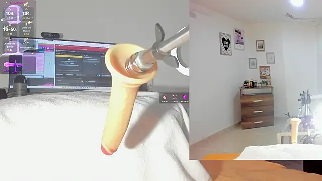 sofi velez online show from October 19, 5:24 pm