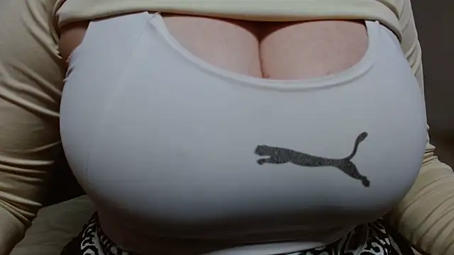 AnnyelinnaLove online show from January 12, 12:28 am