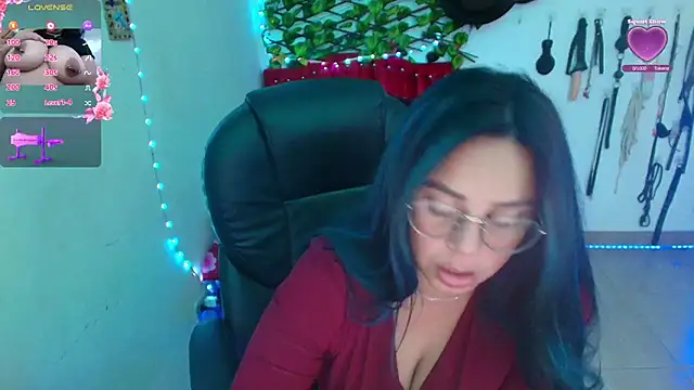 elektra 32 online show from March 12, 5:13 am