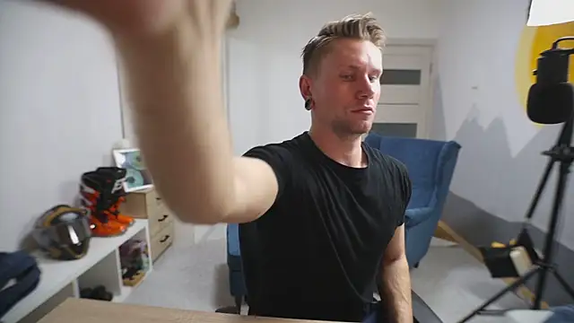 kevin-park online show from October 6, 12:24 pm