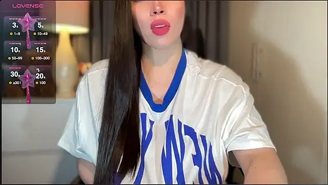 Snapshot of MISSANACONDA chatting on October 3, 10:45 am MISSANACONDA online show from October 3, 10:45 am