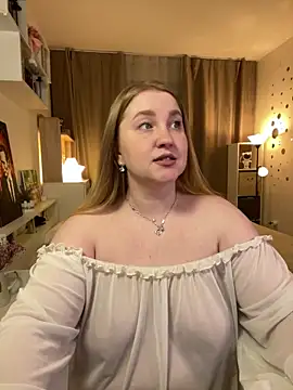 ollydoll92 online show from March 16, 6:44 pm