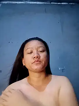 Snapshot of Urchanel chatting on February 16, 1:05 pm Urchanel online show from February 16, 1:05 pm