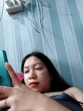 Snapshot of MissKitty31 chatting on December 7, 3:14 am MissKitty31 online show from December 7, 3:14 am