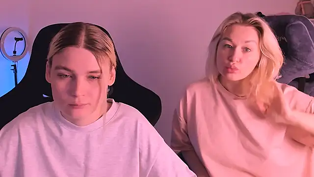 hotblonds online show from January 5, 3:34 pm