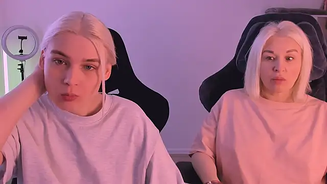 hotblonds online show from January 21, 11:24 am