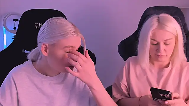 hotblonds online show from January 27, 9:55 am