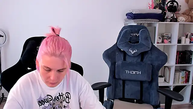 hotblonds online show from September 22, 10:50 am