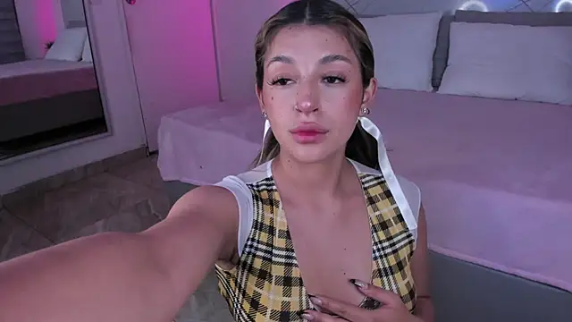 Snapshot of AMMY-CAMM chatting on January 11, 3:55 am AMMY-CAMM online show from January 11, 3:55 am