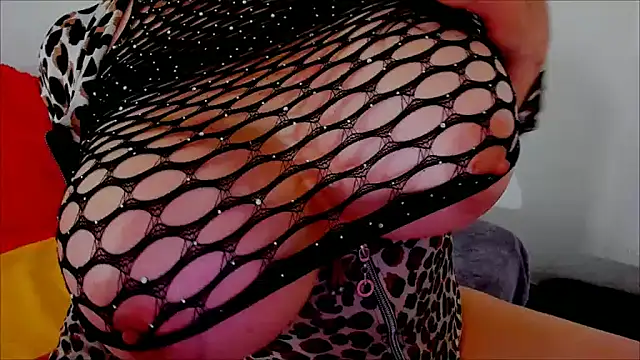 Conny hot3 online show from December 28, 4:52 pm