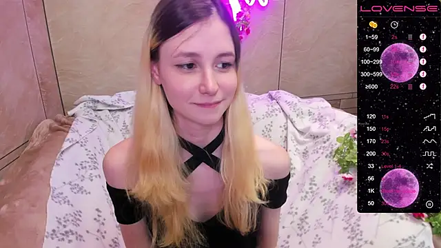 Snapshot of fleximona chatting on January 31, 3:44 pm fleximona online show from January 31, 3:44 pm