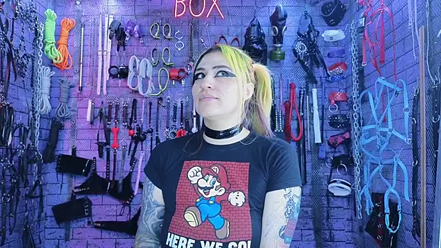 PANDORANEZZ online show from October 19, 8:04 am