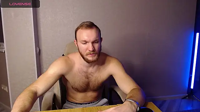 Toress1 online show from February 5, 5:09 pm