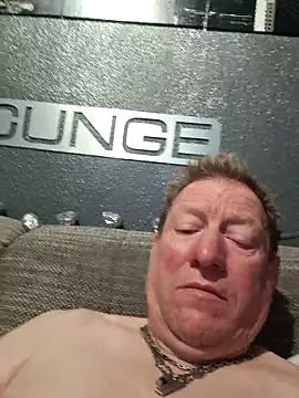 Snapshot of tomtom111111 chatting on December 16, 9:09 pm tomtom111111 online show from December 16, 9:09 pm