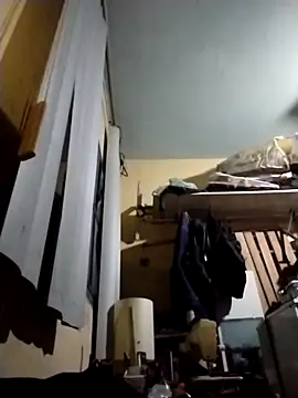 Snapshot of Thadew chatting on November 25, 10:43 pm Thadew online show from November 25, 10:43 pm