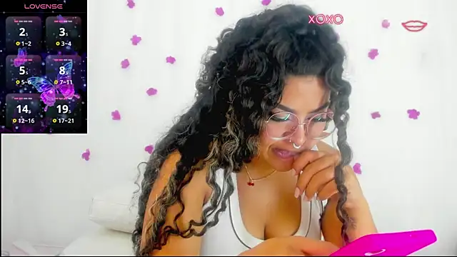 moana taylor online show from September 28, 10:31 am