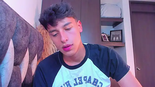 I Gabriel online show from December 23, 10:12 pm