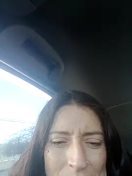 khloebanques online show from March 15, 12:27 am